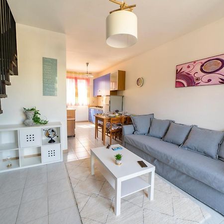 ארקליאה מארה Villetta A Schiera Orchidea מראה חיצוני תמונה
